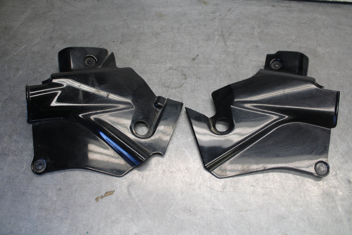 05-06 YAMAHA ROYAL STAR FRAME COVER COWL BB697