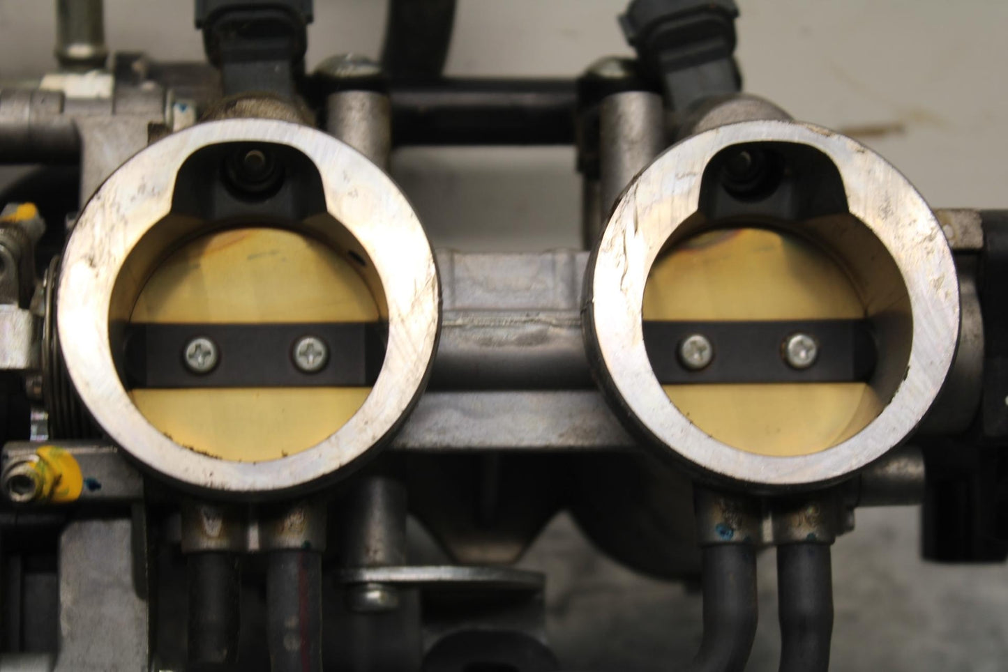 09-12 KAWASAKI NINJA ZX6R MAIN FUEL INJECTORS / THROTTLE BODIES 16163-0128 BB617