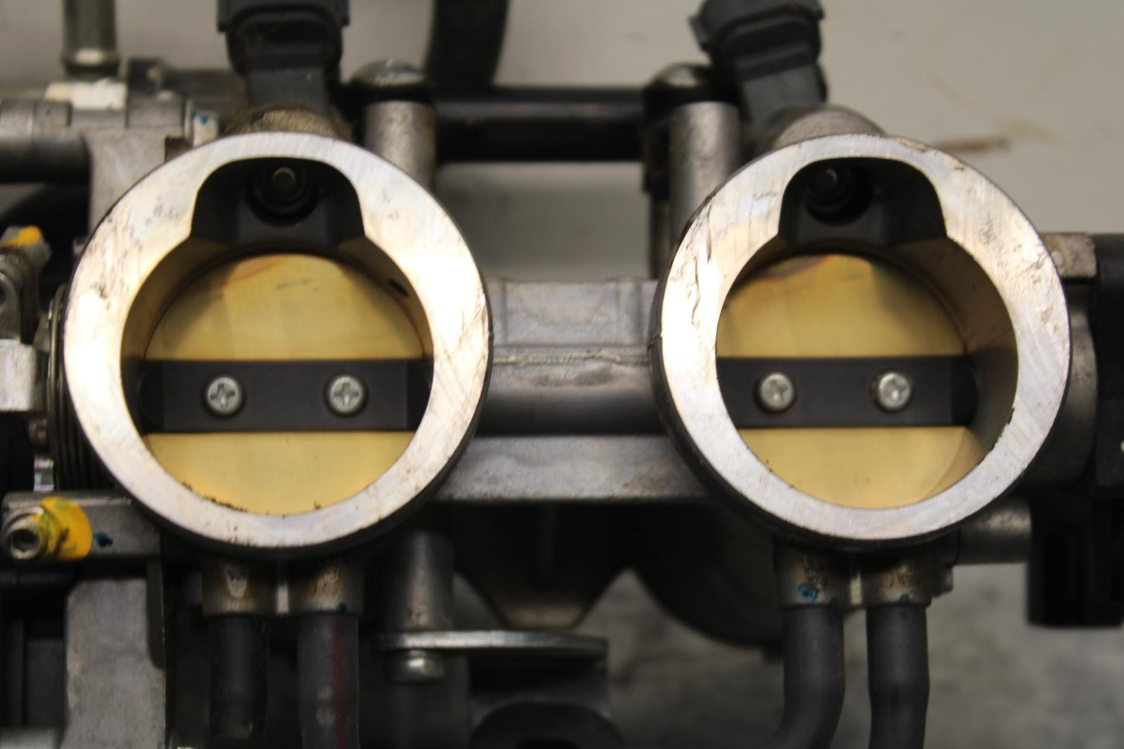 09-12 KAWASAKI NINJA ZX6R MAIN FUEL INJECTORS / THROTTLE BODIES 16163-0128 BB617