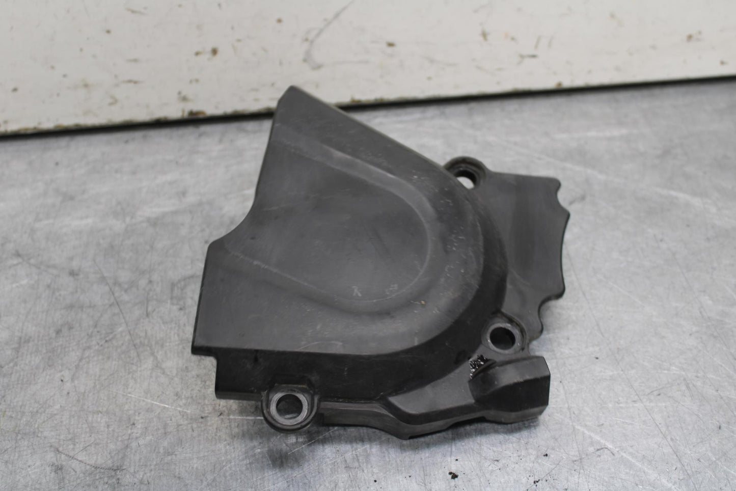 16-18 KTM 690 DUKE ENGINE SPROCKET COVER BB631