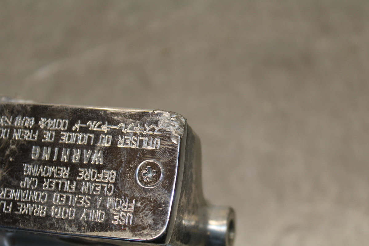 87-03 SUZUKI INTRUDER 1400 VS1400GLP FRONT BRAKE MASTER CYLINDER BB702