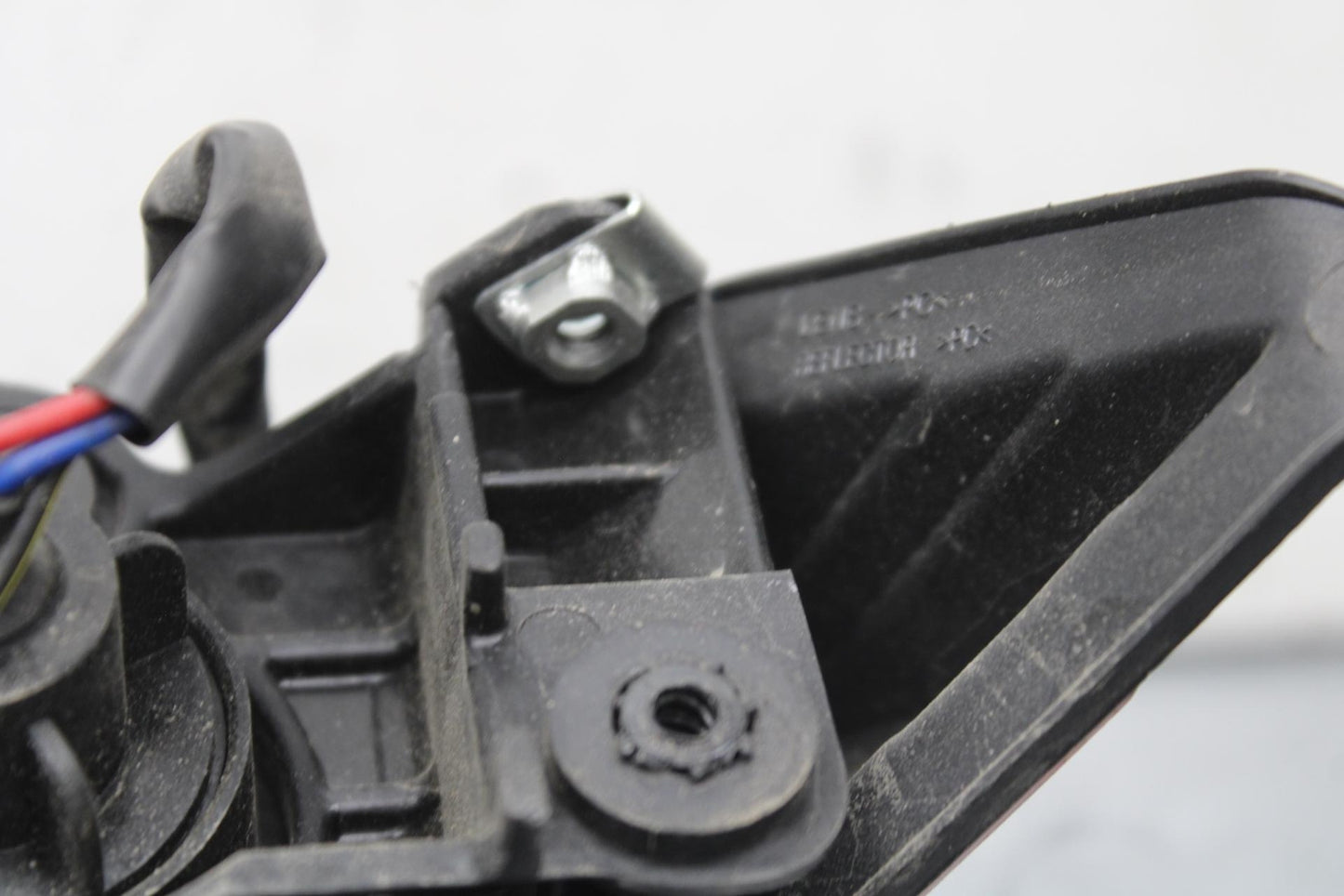 15-16 KAWASAKI EX300 REAR TAIL TAILLIGHT BACK BRAKE LIGHT BB635