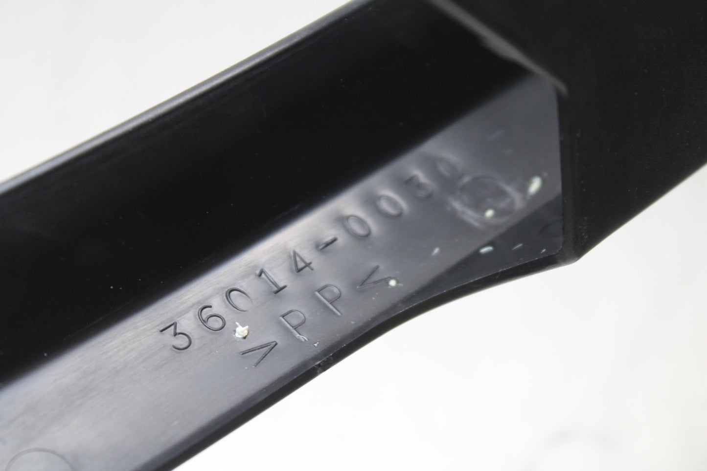 23-24 KAWASAKI NINJA ZX14R REAR BACK DRIVE CHAIN GUARD COVER SHIELD BB141