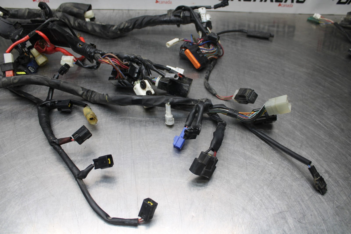 13 YAMAHA YZF R1 MAIN ENGINE WIRING HARNESS MOTOR WIRE LOOM BB781