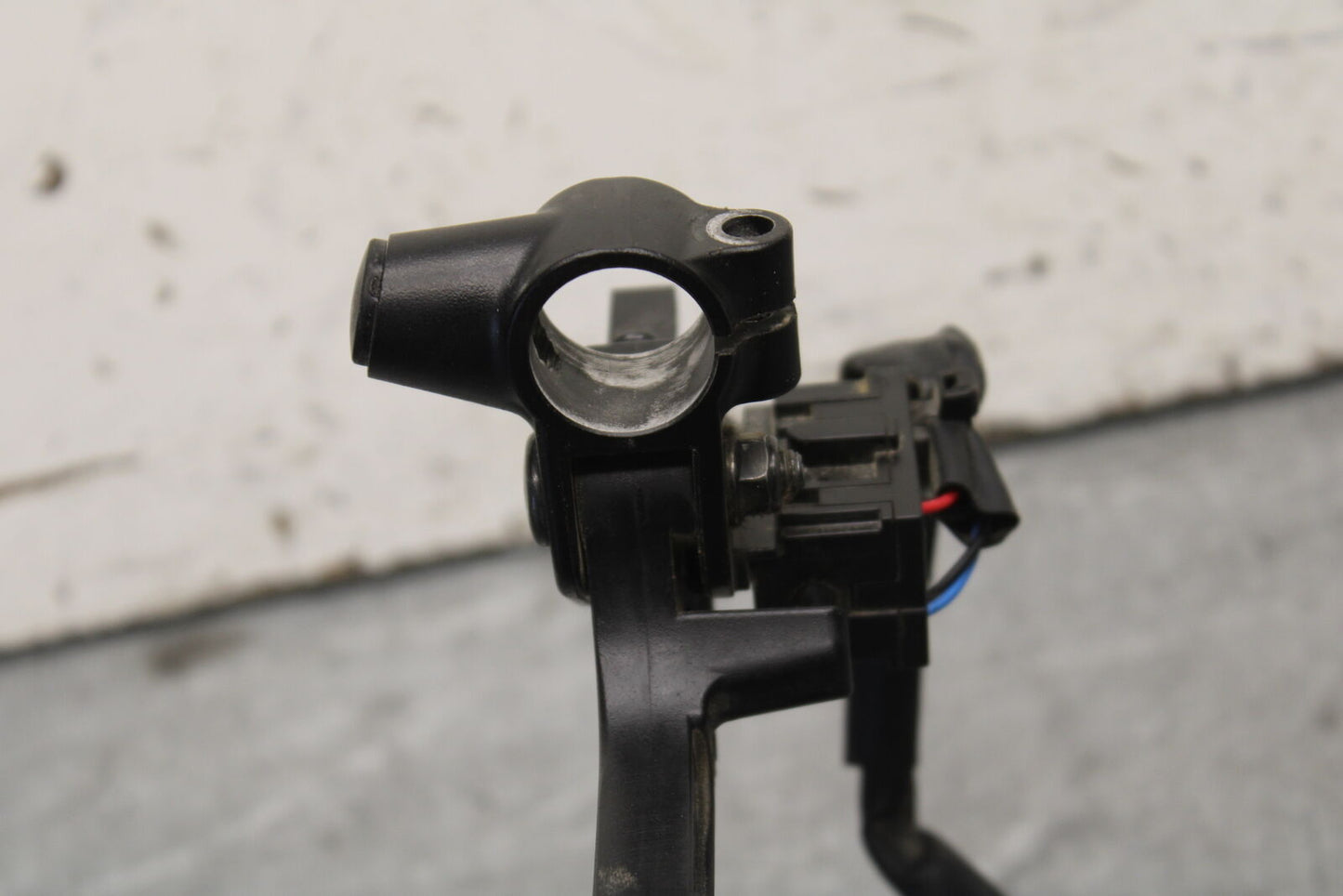 22-24 YAMAHA XSR900 CLUTCH PERCH MOUNT WITH LEVER BB683