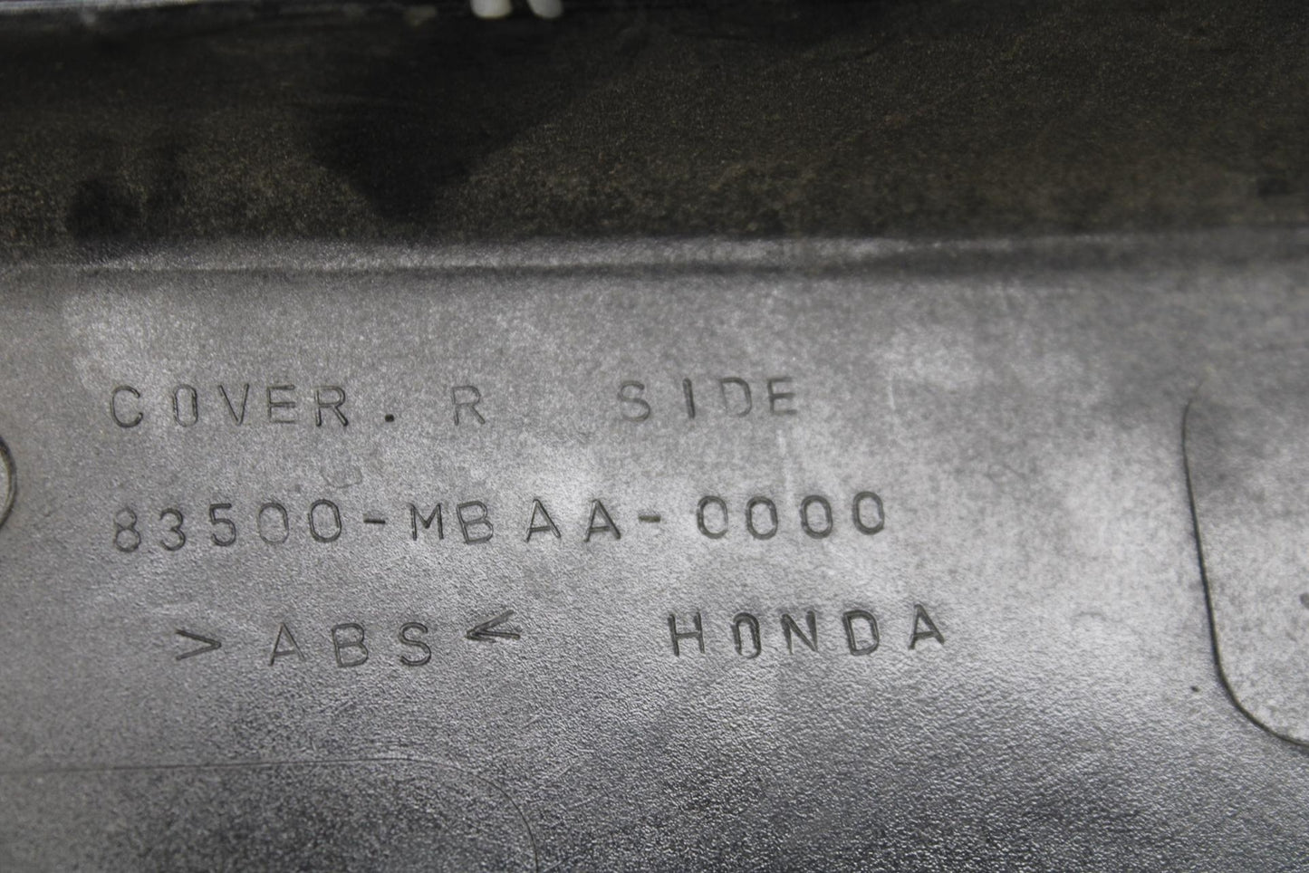 97-03 HONDA SHADOW ACE 750 VT750C RIGHT SIDE COVER PANEL COWL FAIRING BB618