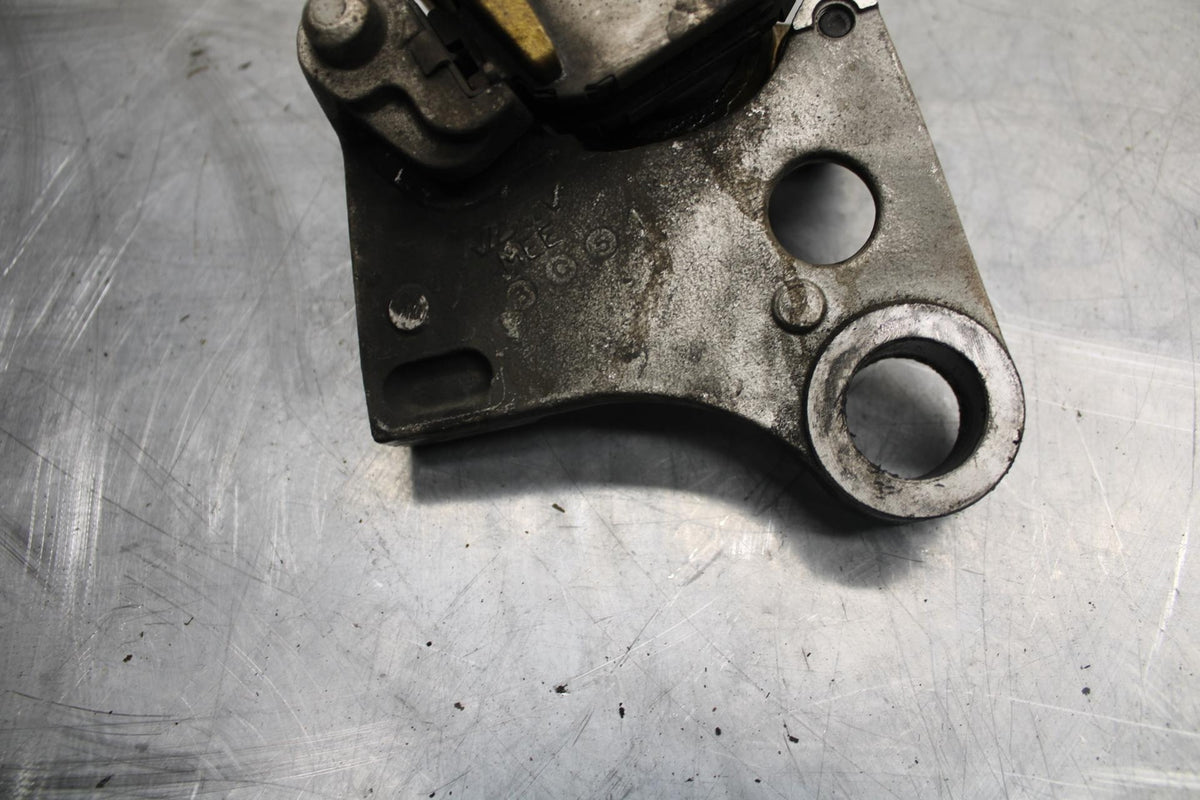 2003 Honda CBR600RR REAR BACK BRAKE CALIPER W MOUNT BRACKET 43150-MEE-006 BB511