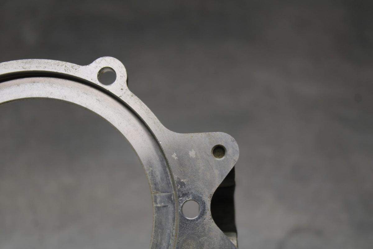 05 YAMAHA YZF R6 FUEL PUMP GAS PETROL SENDER BRACKET MOUNT BB858