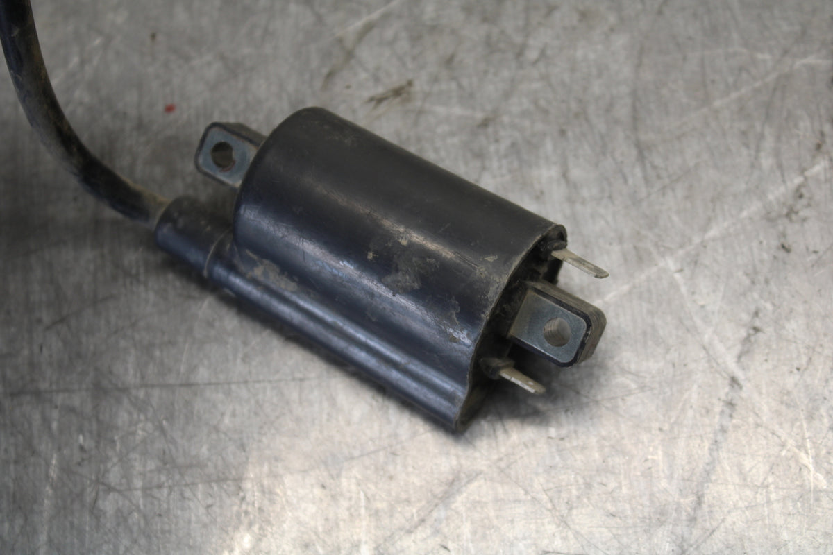 08-18 KAWASAKI KLR650 IGNITION COIL SPARK PLUG CAP  BB707