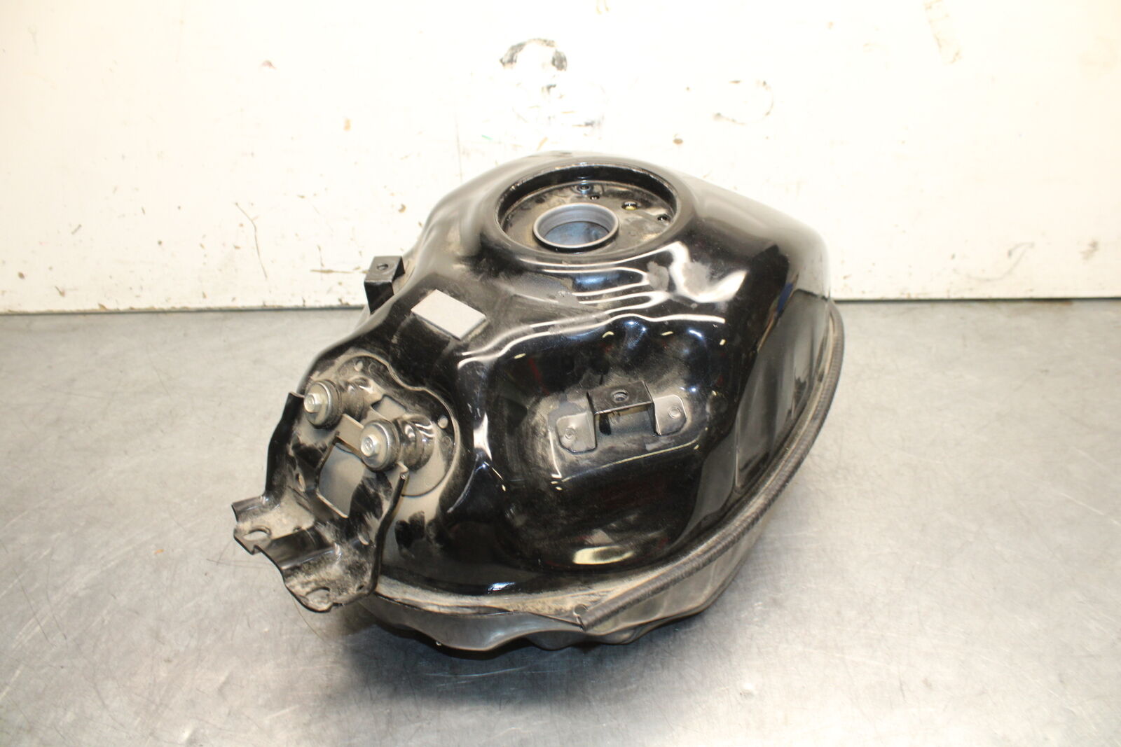 19-24 YAMAHA R3 GAS TANK FUEL CELL PETROL RESERVOIR BB736