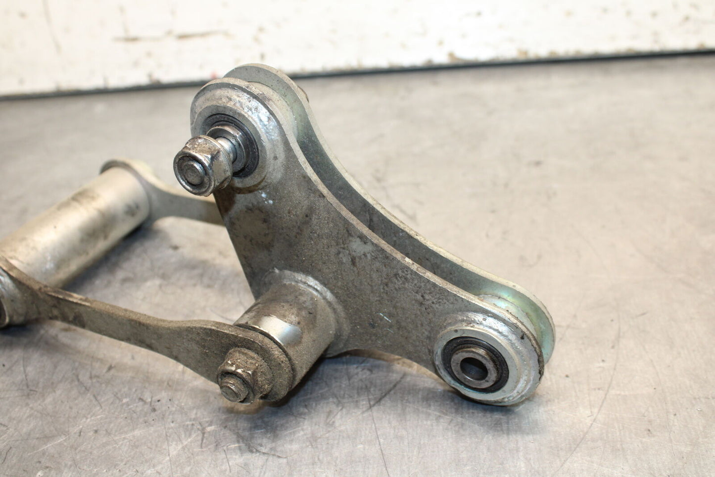 15-16 HONDA CB300F REAR DOGBONE SHOCK LINKAGE LINK BB740