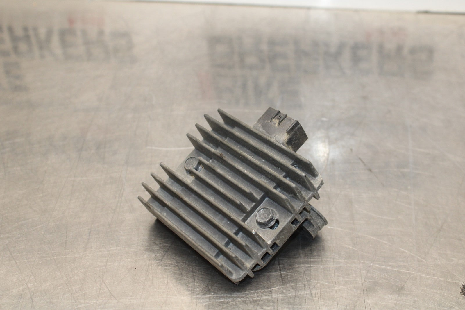 09-10 KAWASAKI ER-6N RECTIFIER VOLTAGE REGULATOR BB205