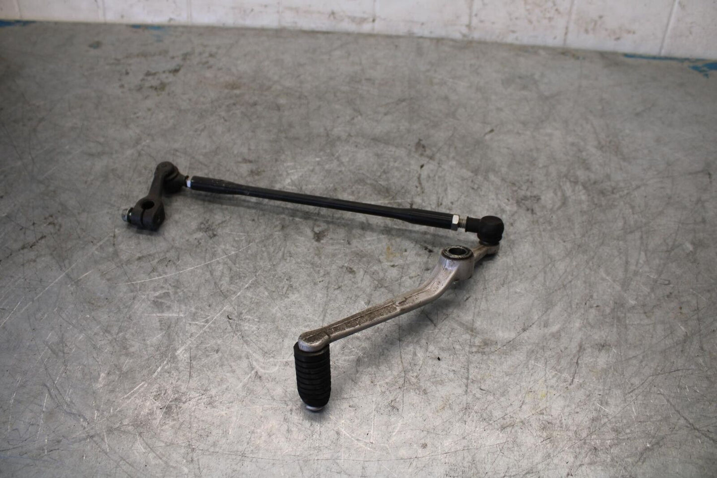 08-16 YAMAHA YZF R6 SHIFTER LINKAGE SHIFT LINK PEDAL BB431