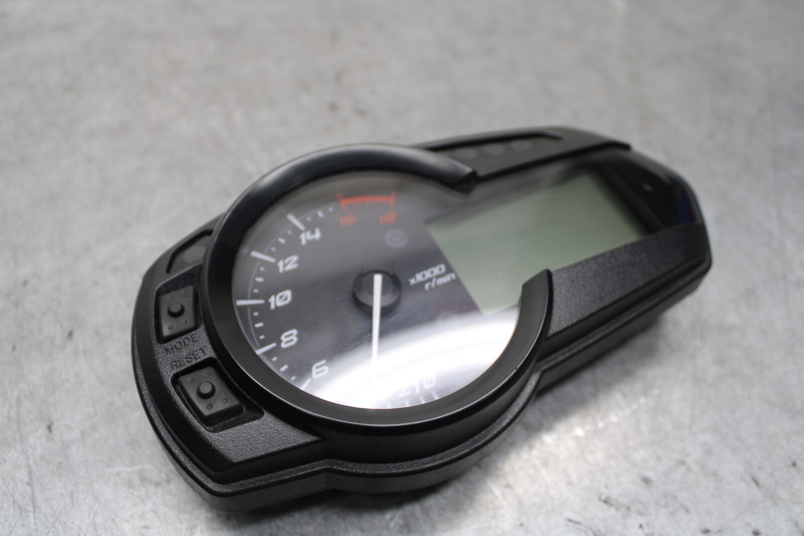13-18 KAWASAKI NINJA ZX6R SPEEDO TACH GAUGES DISPLAY CLUSTER SPEEDOMETER BB666
