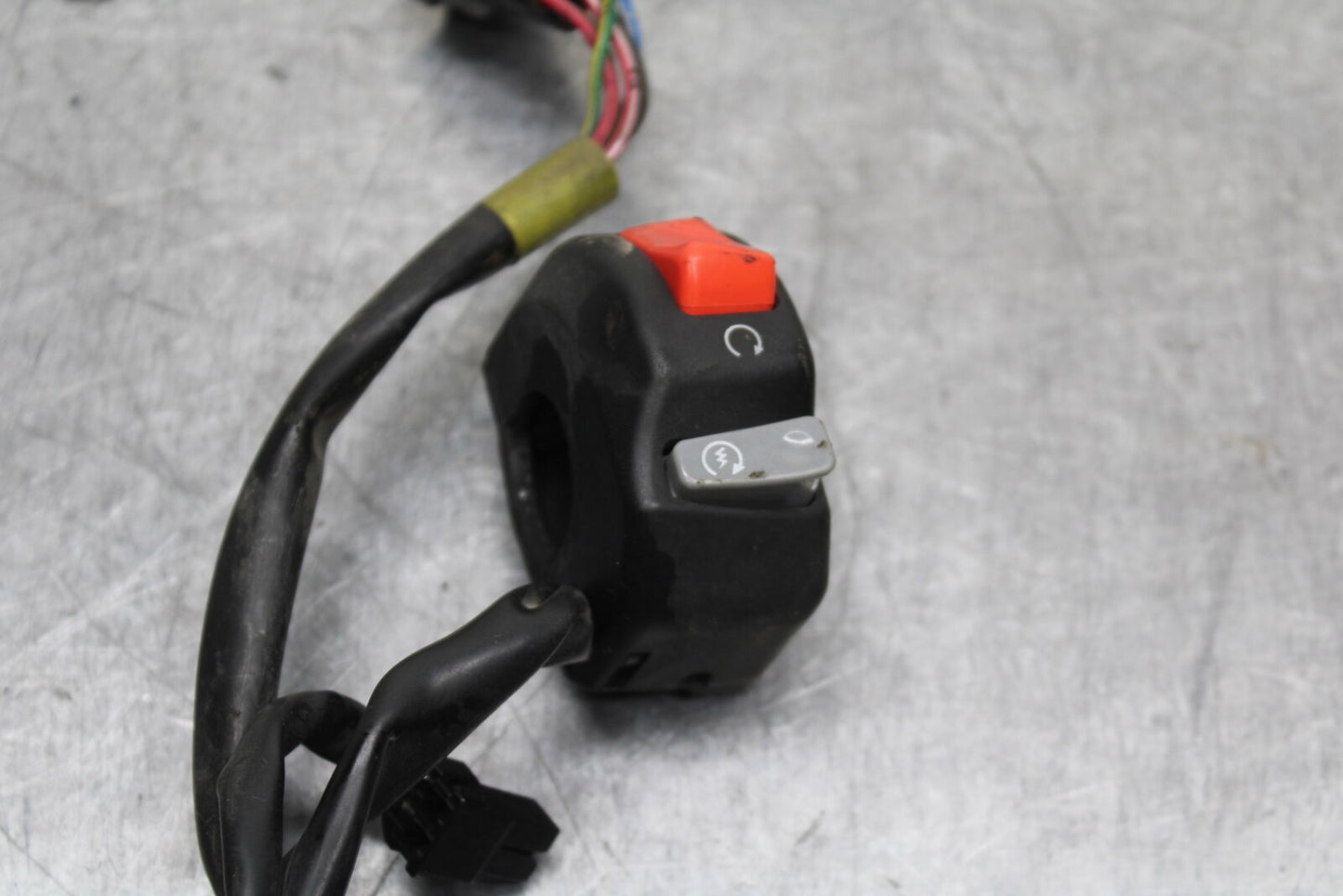 12-13 KAWASAKI Z1000 RIGHT CLIP ON HANDLE KILL OFF START SWITCH SWITCHES BB743