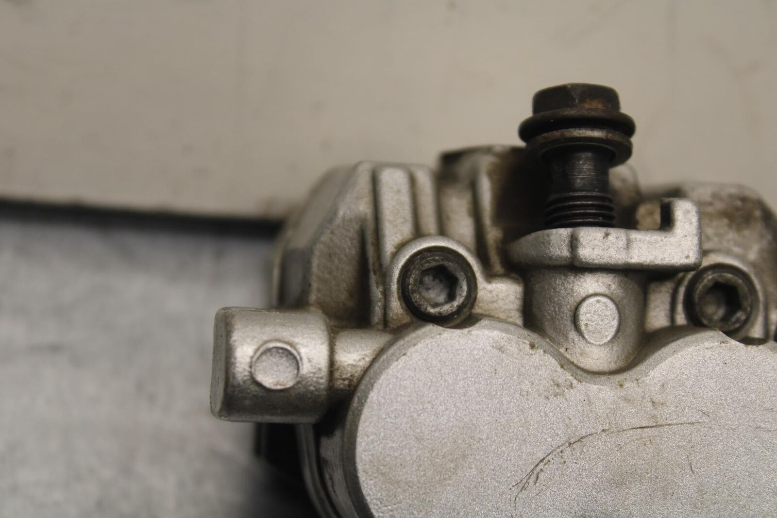 2009 Kawasaki Ninja 250R EX250J FRONT BRAKE CALIPER  BB87