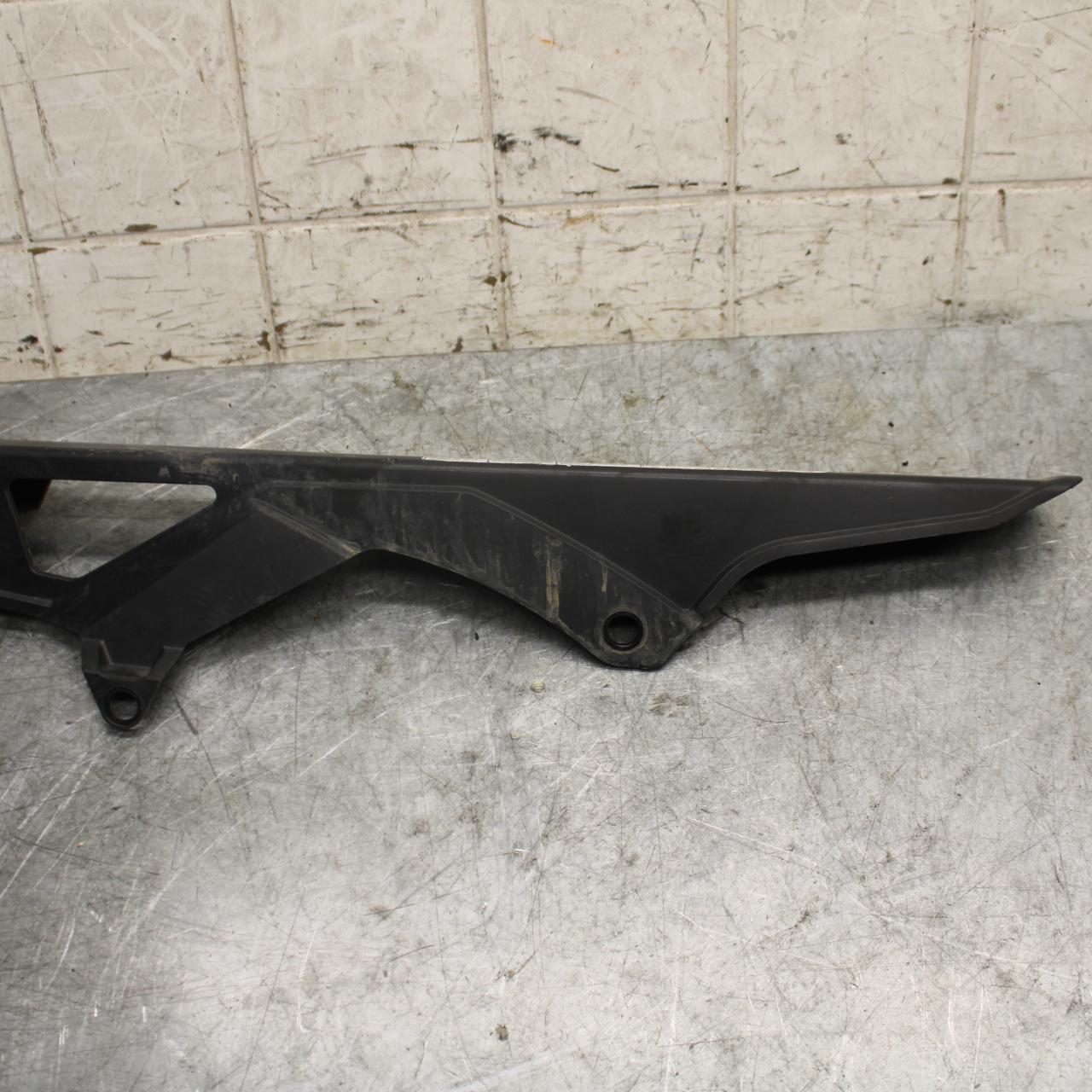 2007 Suzuki GSXR600 REAR BACK DRIVE CHAIN GUARD COVER SHIELD 61311-01H10 BB540
