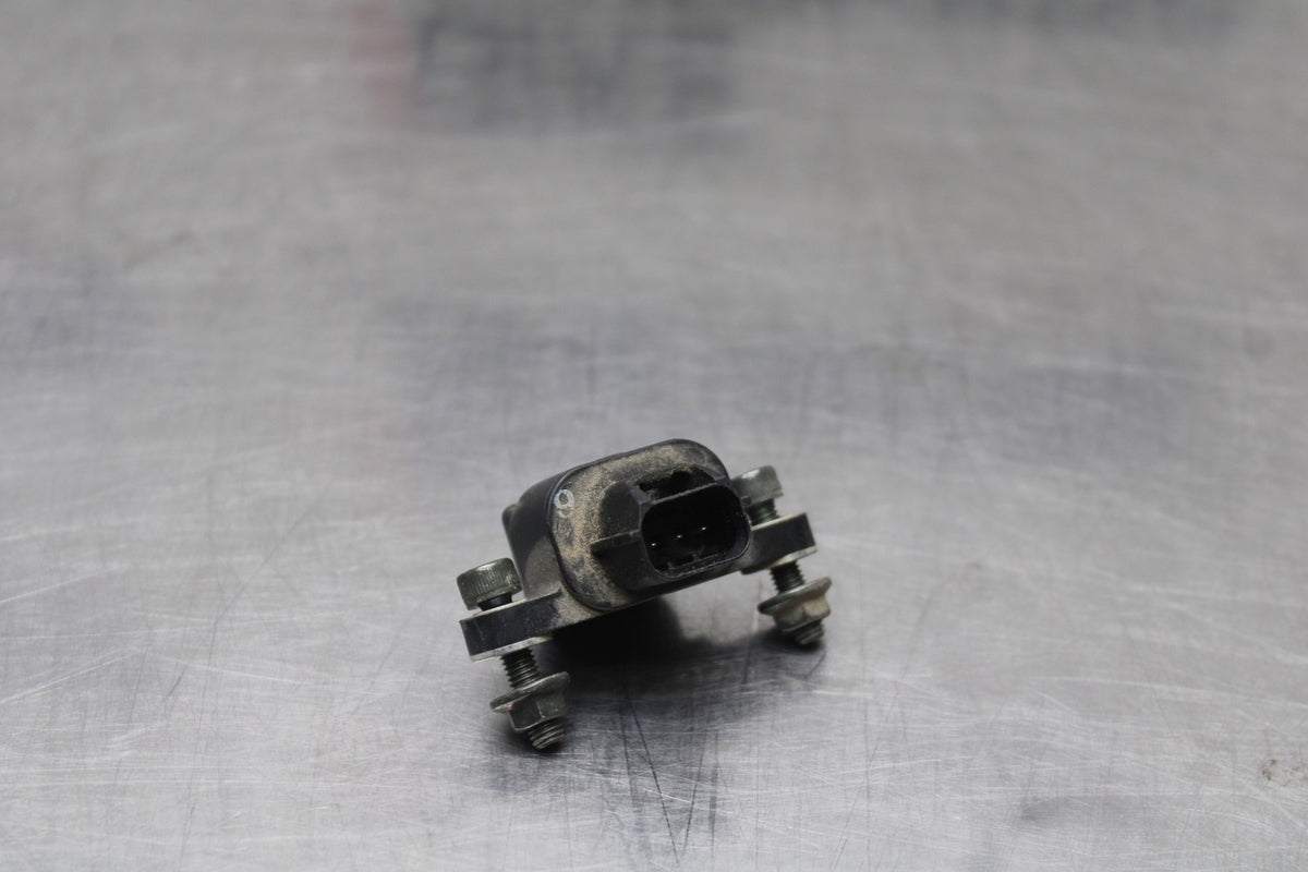 05-06 KAWASAKI NINJA ZX6R TIP OVER BANK ANGLE CRASH SENSOR SWITCH  BB877