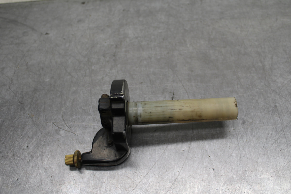85-86 SUZUKI QUADRACER 250 THROTTLE CABLE LINE HOUSING GUIDE BB126