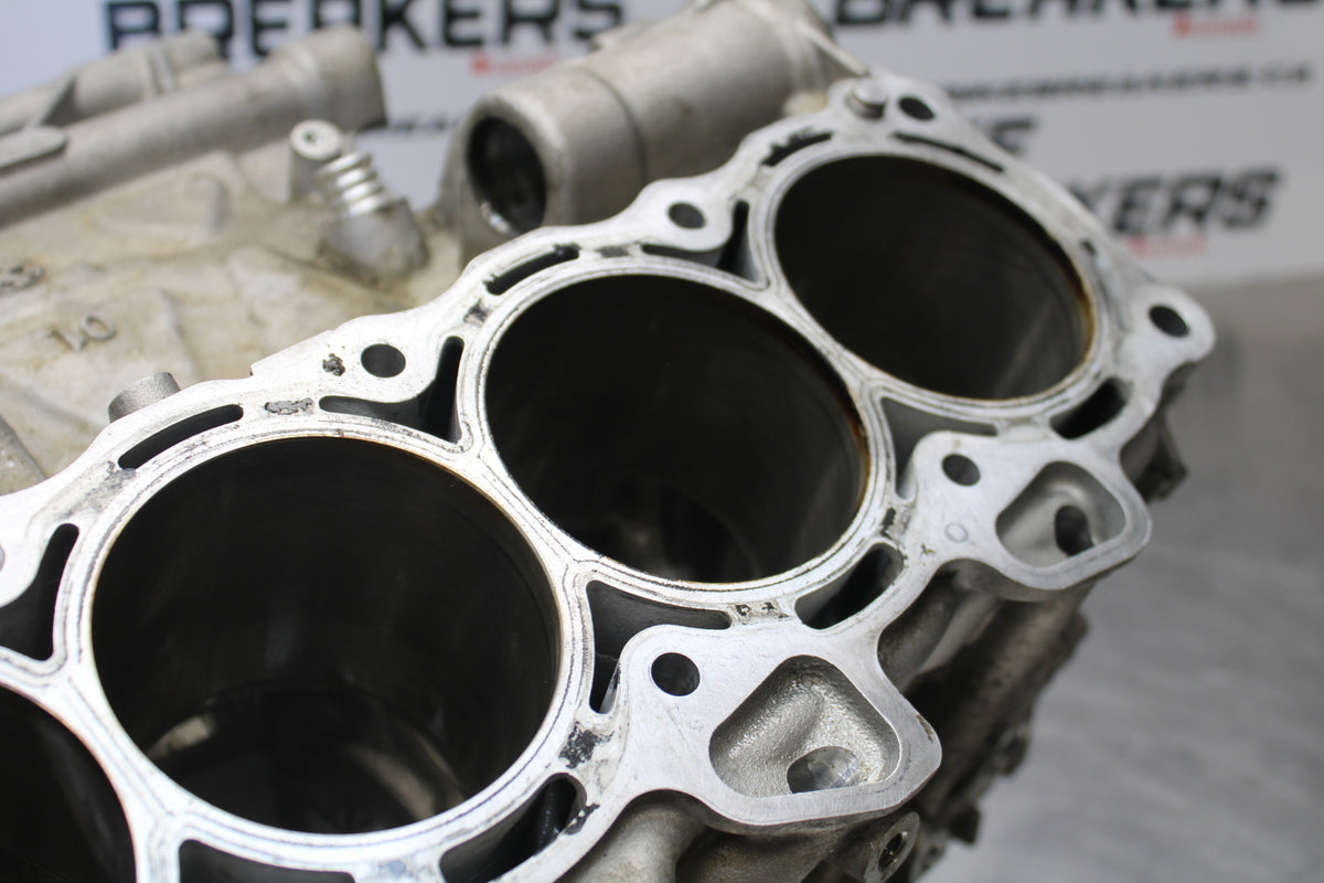 10-11 BMW S1000RR ENGINE MOTOR CRANKCASE CRANK CASES BLOCK BB168