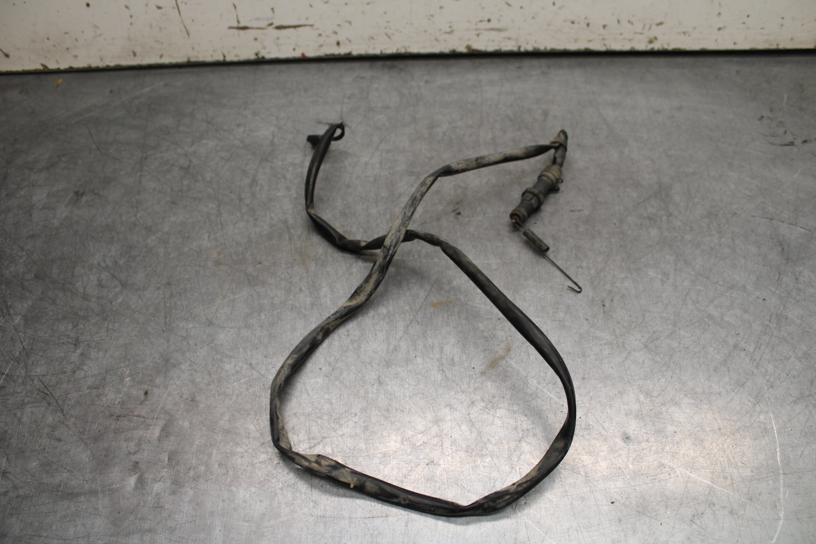 02-04 HONDA VTX1800S REAR BACK BRAKE SENSOR BB712