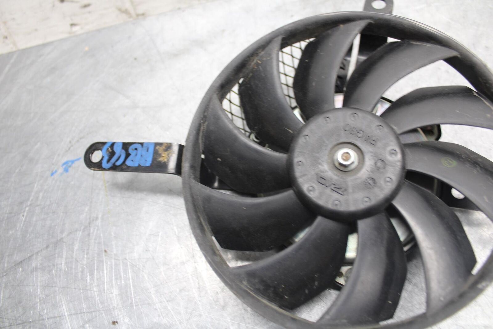 2006 Suzuki GSXR750 ENGINE RADIATOR COOLING FAN 17800-01H00 BB40