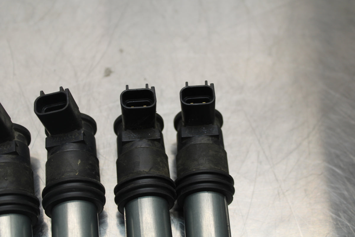 11 SUZUKI GSXR1000 IGNITION COILS COIL SPARK PLUG CAPS BB142