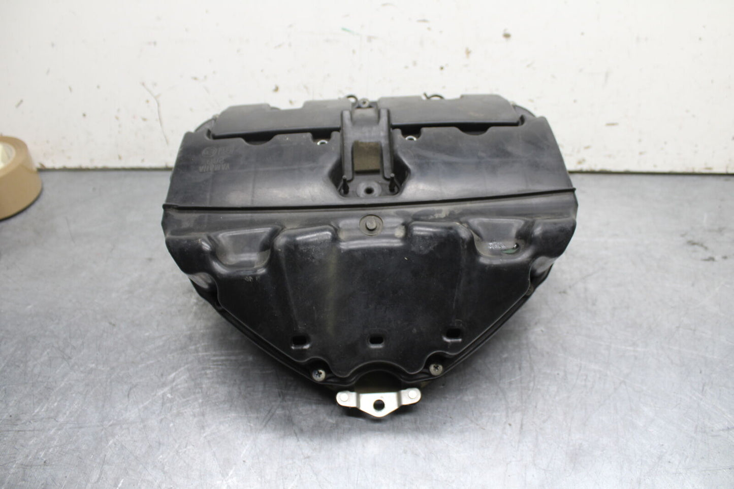 06 YAMAHA YZF R6 AIRBOX AIR INTAKE FILTER BOX BB716