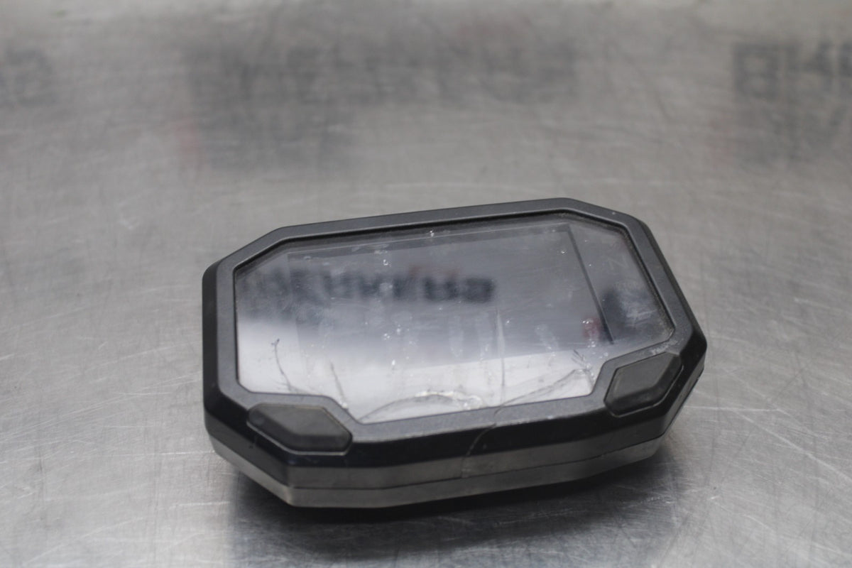 24-25 KAWASAKI NINJA ZX6R 3,735km GAUGES DISPLAY CLUSTER SPEEDOMETER BB939