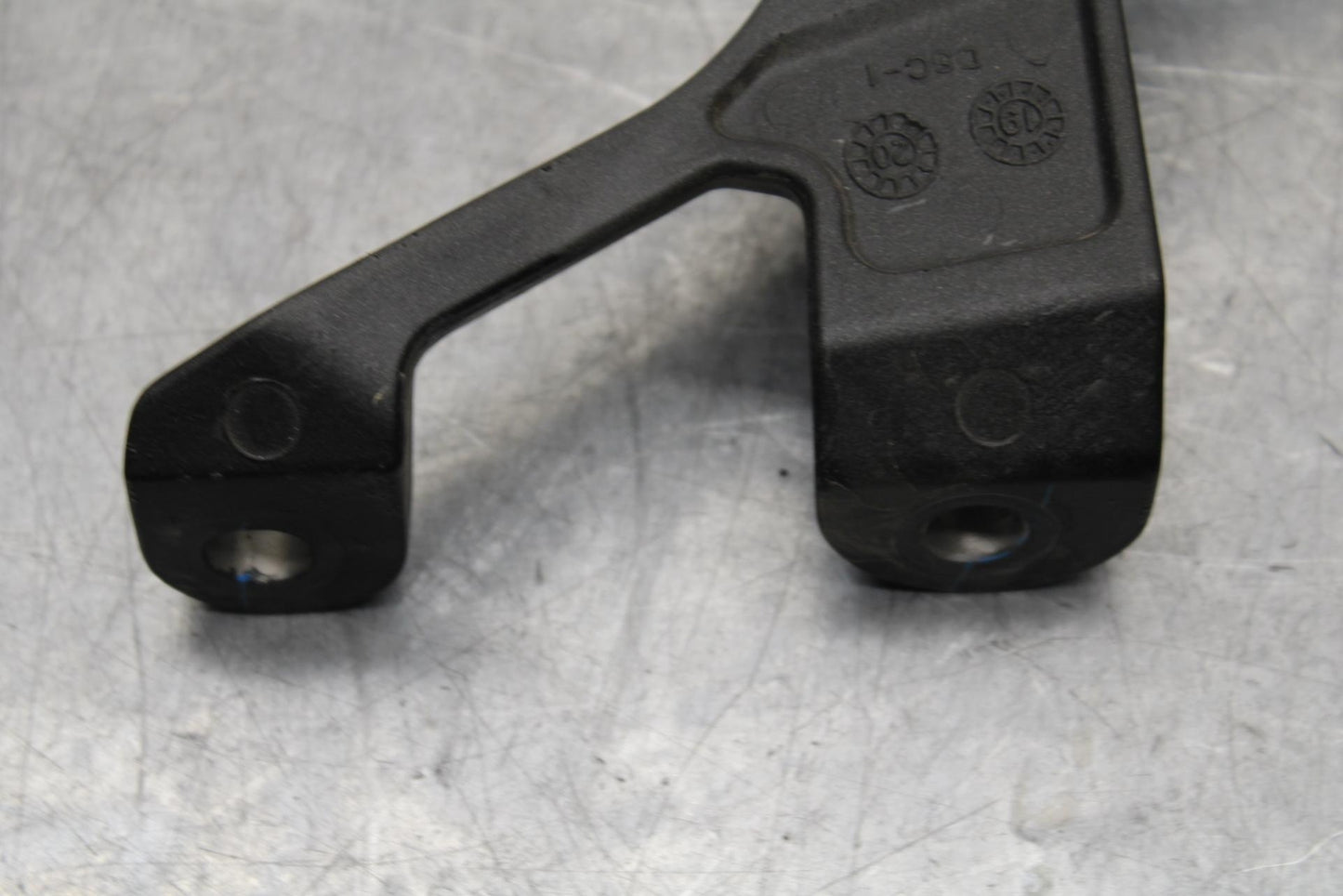 19-22 KAWASAKI Z400 LEFT REAR BACK PASSENGER PEG BB586