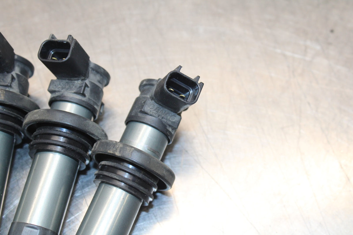 08-10 SUZUKI GSXR 600 IGNITION COILS COIL SPARK PLUG CAPS BB765