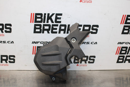 24 KAWASAKI NINJA 500 ABS ENGINE SPROCKET COVER BB818