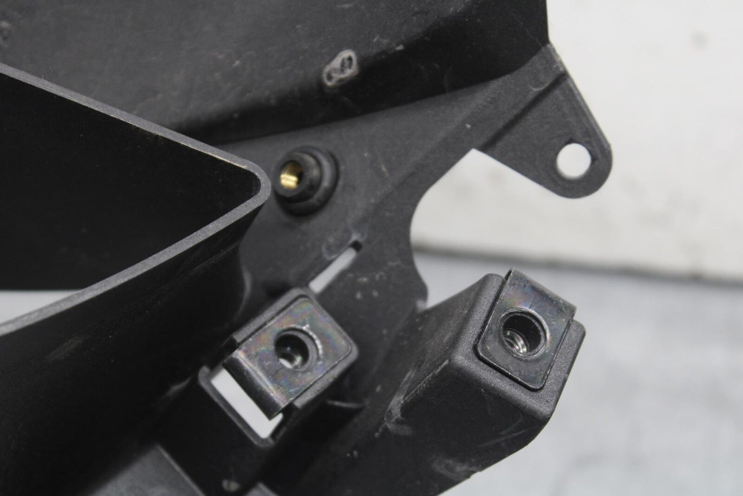 09-12 KAWASAKI NINJA ZX6R FRONT CENTER COWL FAIRING BB640