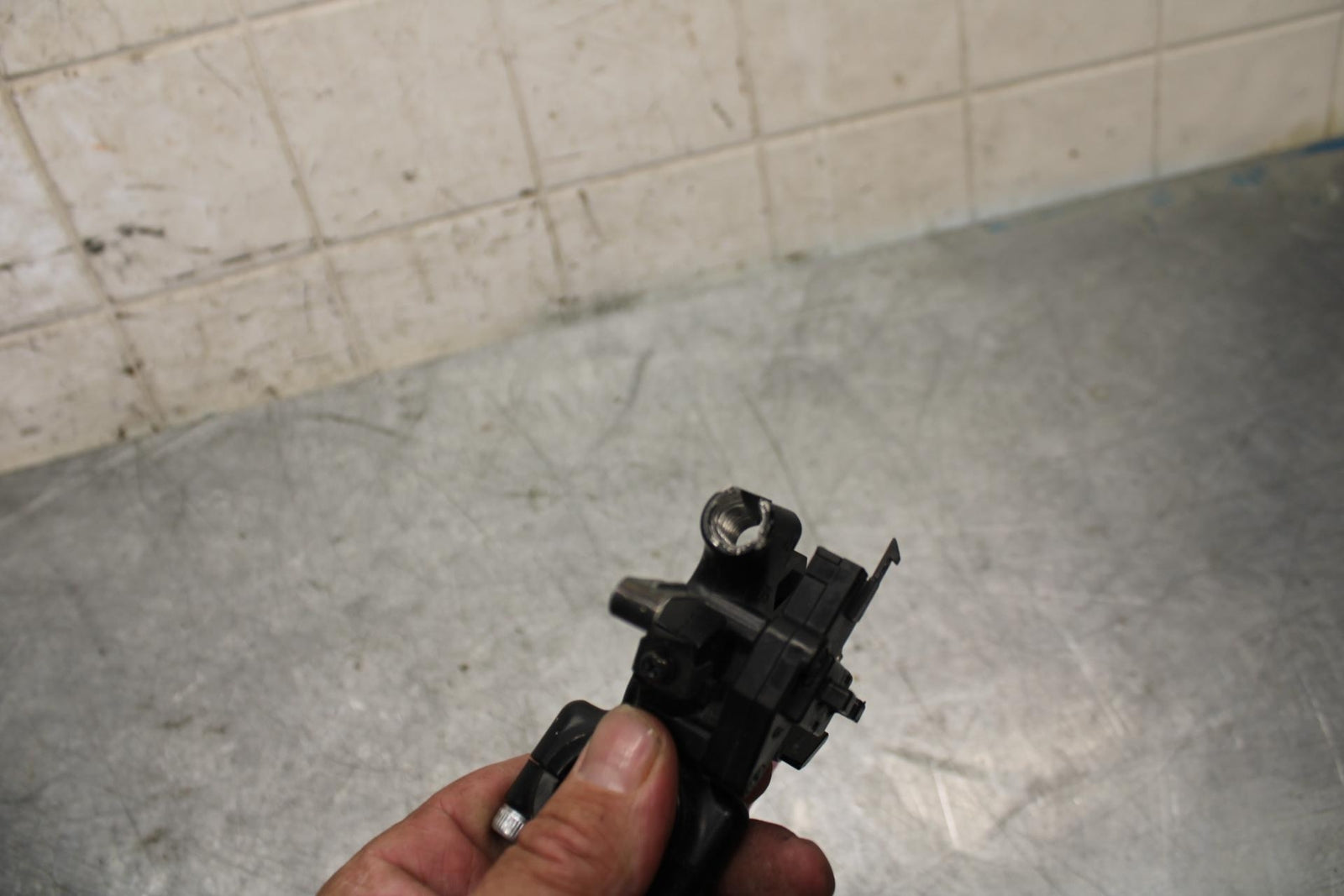 2008 Kawasaki Ninja ZX10R ZX1000E CLUTCH PERCH MOUNT WITH LEVER  BB524