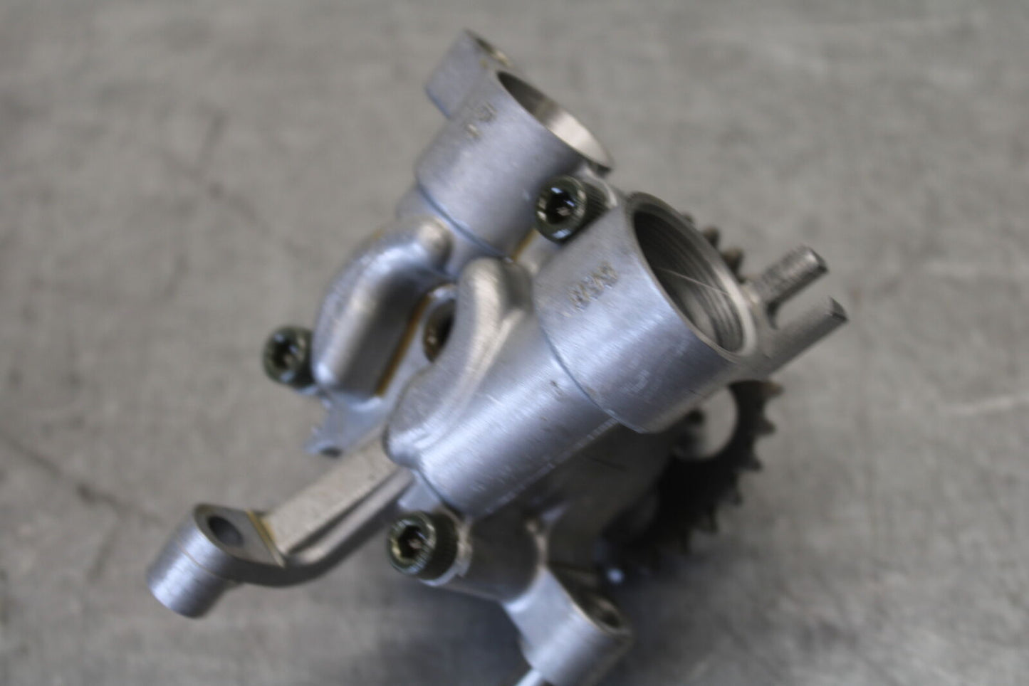 08-09 YAMAHA YZF R6S ENGINE MOTOR OIL PUMP  BB690