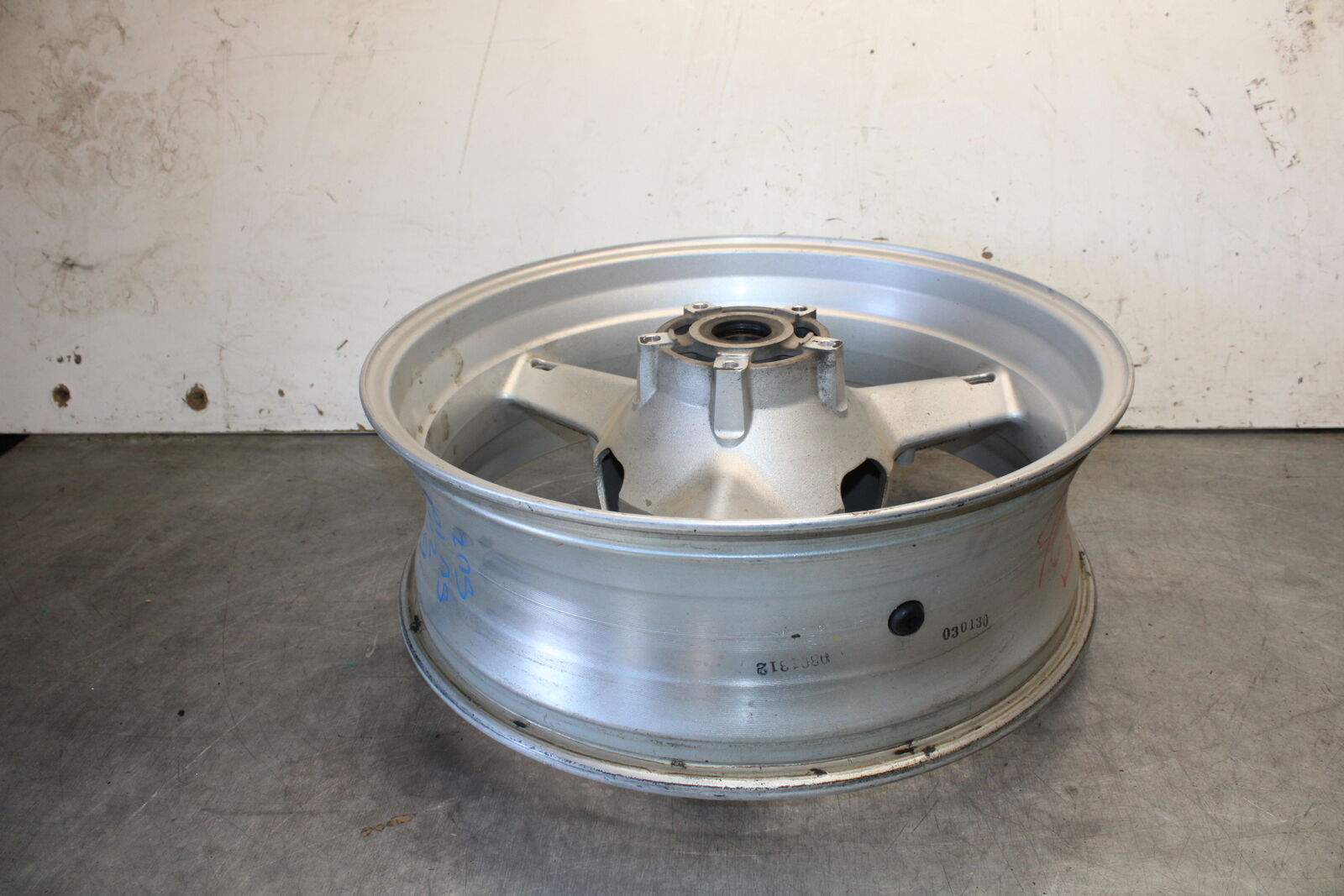 03-05 SUZUKI SV1000 REAR WHEEL BACK RIM BB405