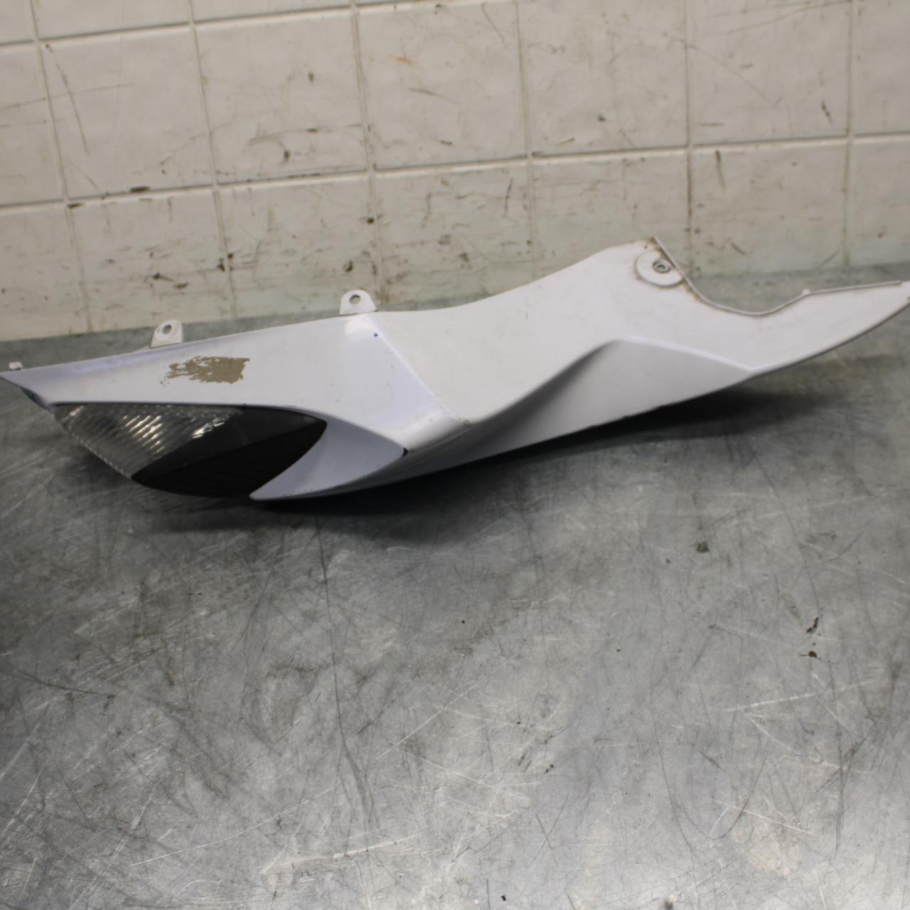 13 SUZUKI GSXR750 RIGHT REAR BACK TAIL FAIRING COWL SHROUD BB474