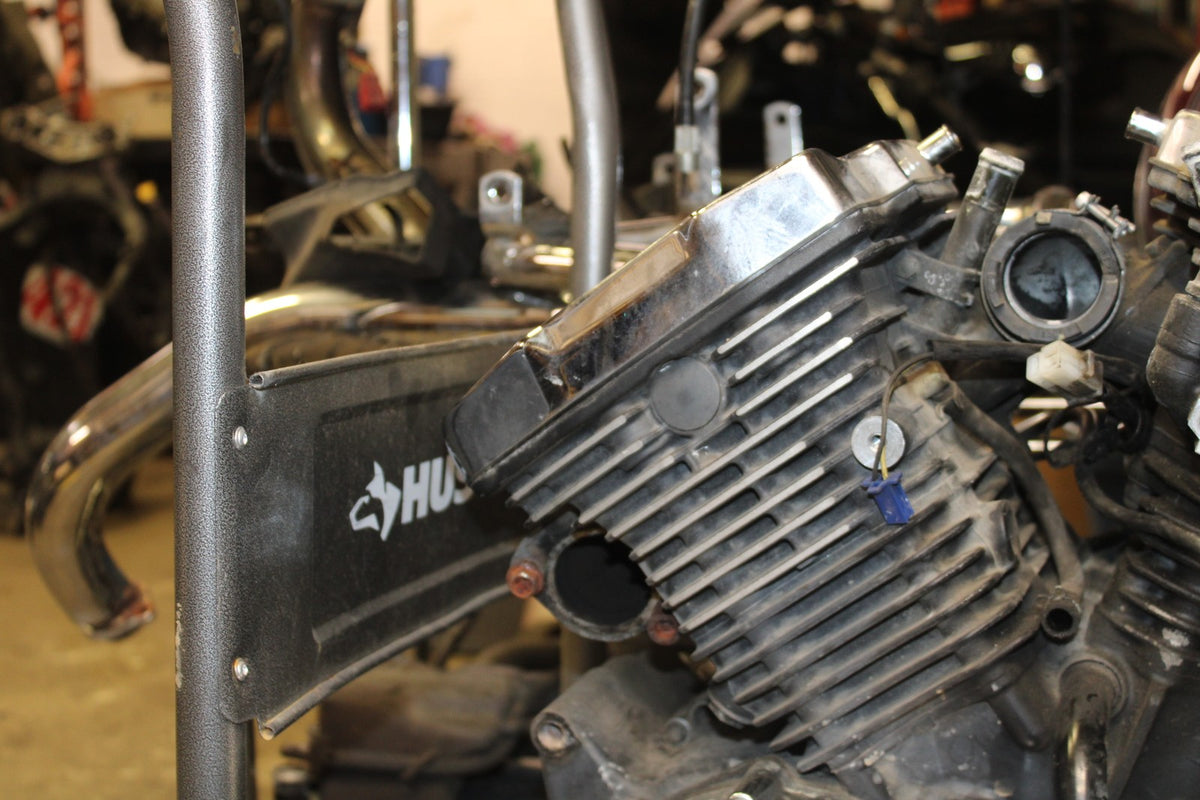 02 KAWASAKI VULCAN 800 VN800B CLASSIC ENGINE MOTOR BB862