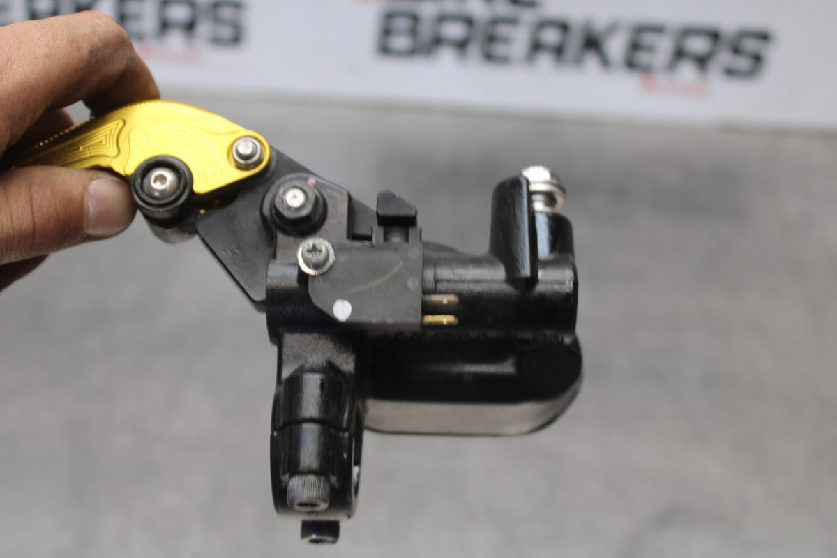 24-25 KAWASAKI NINJA 500 ABS FRONT BRAKE MASTER CYLINDER w/ LEVER BB899