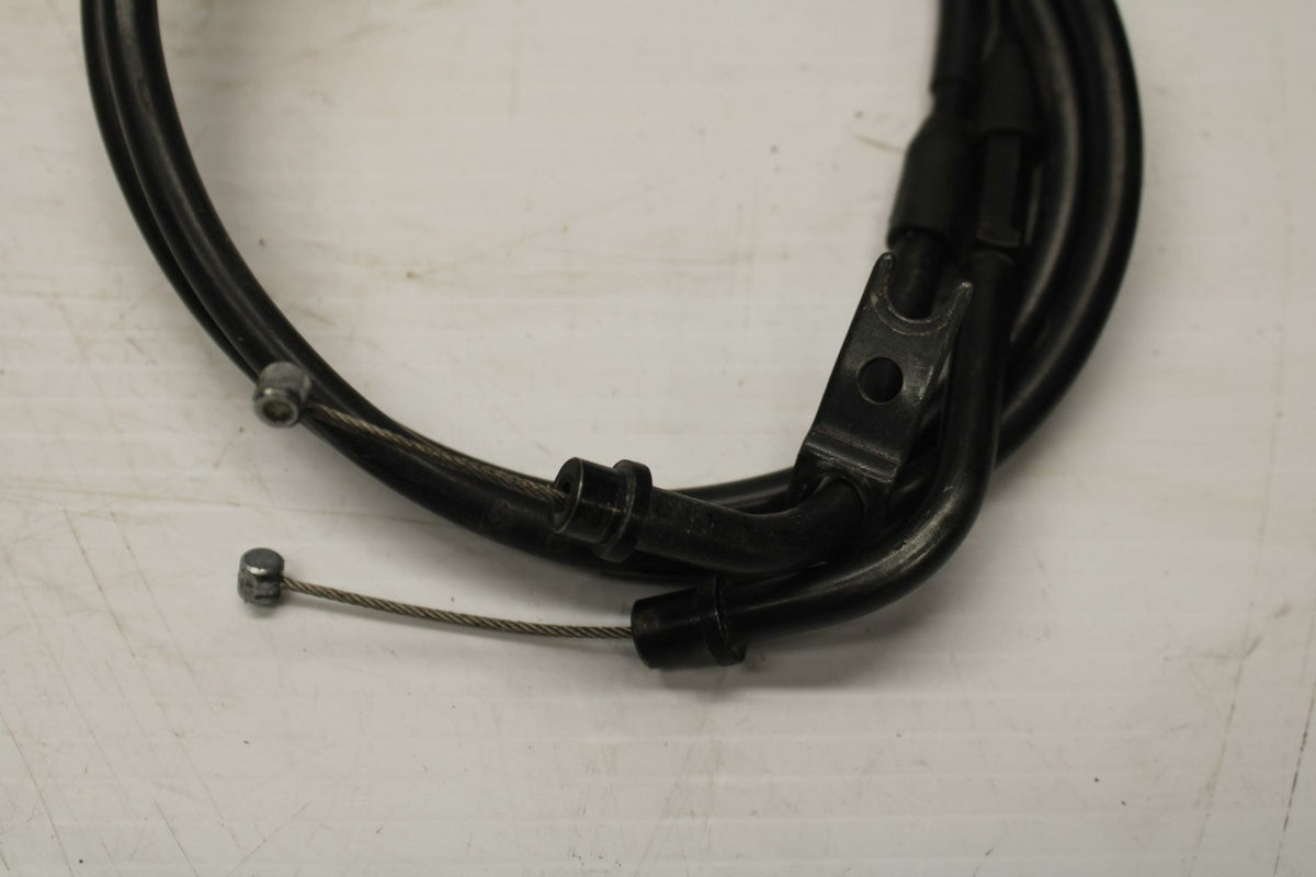 04-05 SUZUKI GSXR750 THROTTLE CABLES LINES BB270