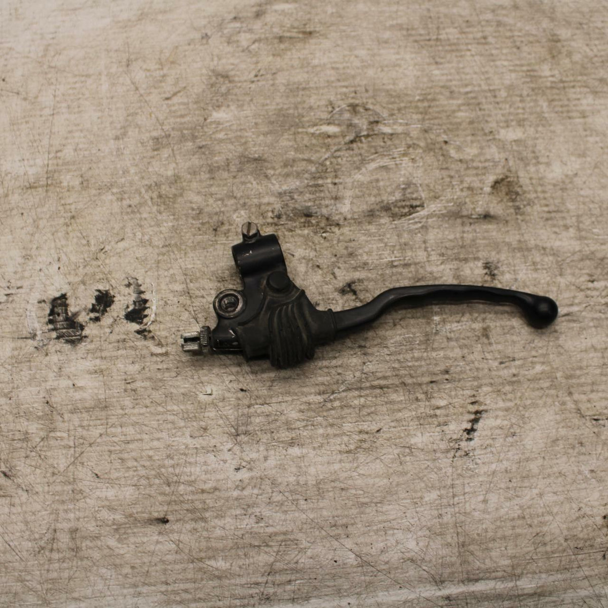 80-81 YAMAHA XS1100 SPECIAL CLUTCH PERCH MOUNT WITH LEVER  BB377