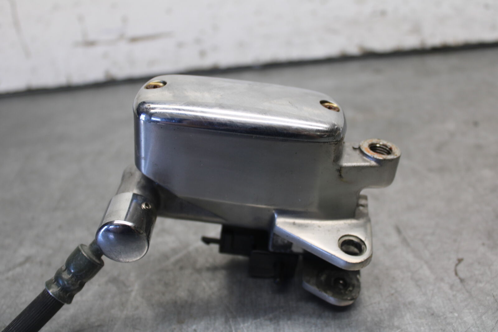 05-06 YAMAHA ROYAL STAR FRONT BRAKE MASTER CYLINDER BB697