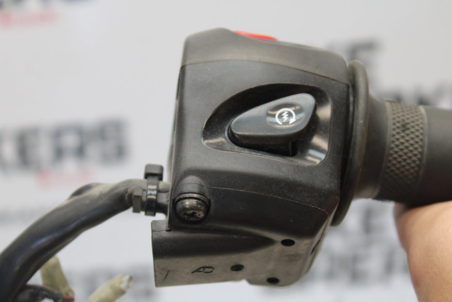 09-15 YAMAHA FZ6R RIGHT CLIP ON HANDLE KILL OFF START SWITCH SWITCHES BB161