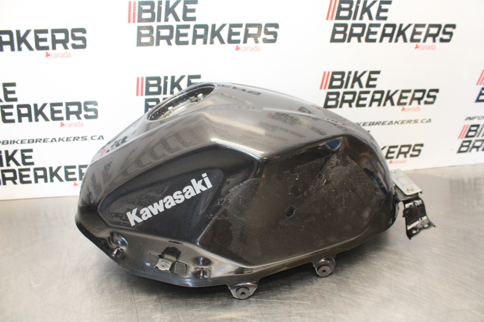 18-23 KAWASAKI NINJA 400 EX400 ABS GAS TANK FUEL CELL PETROL RESERVOIR BB192