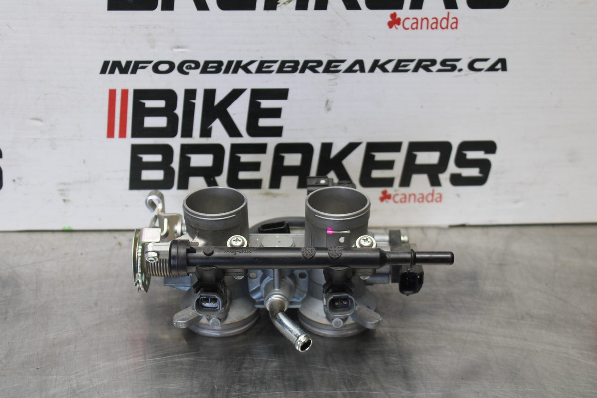 24-25 KAWASAKI ELIMINATOR 450 THROTTLE BODY BODIES BB869