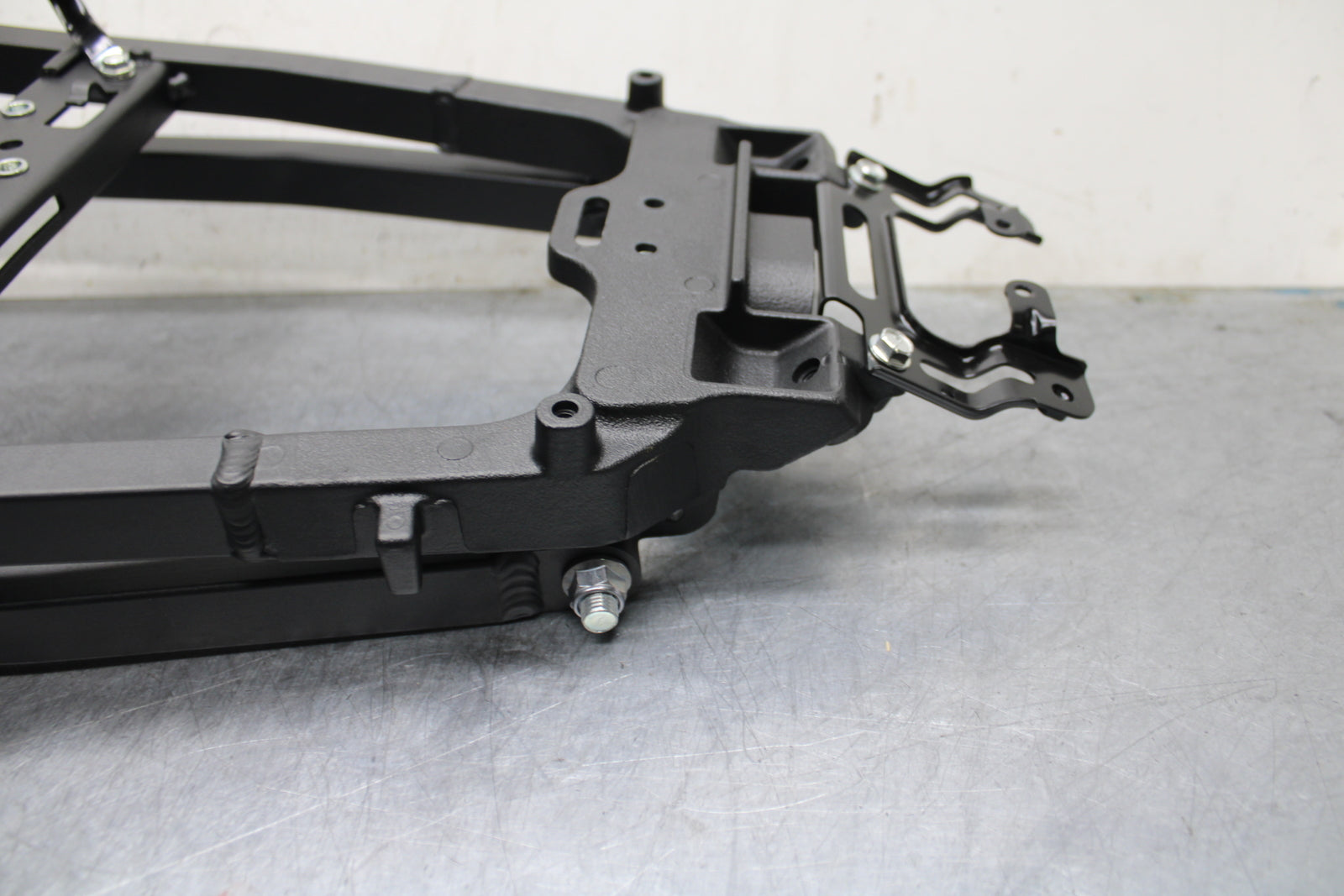 12-25 KAWASAKI NINJA ZX14R NEW!! REAR SUBFRAME BACK SUB FRAME BB757