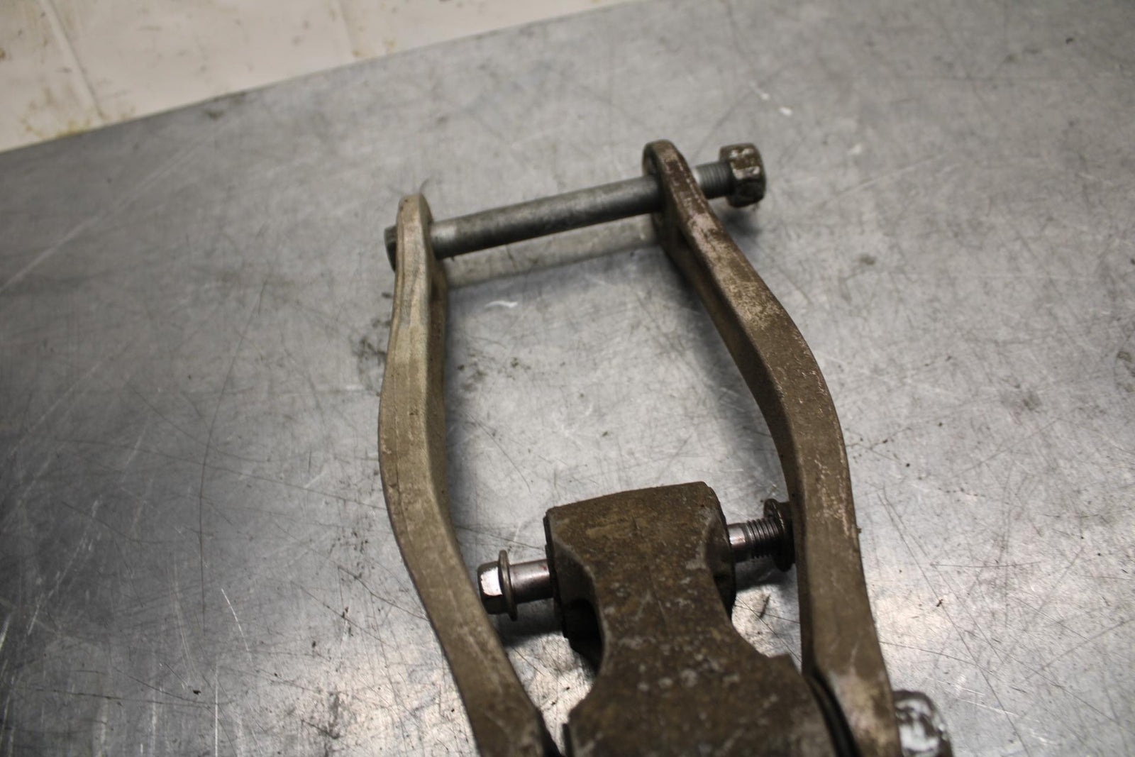 08-09 KAWASAKI NINJA ZX14R REAR DOGBONE SHOCK LINKAGE LINK BB73