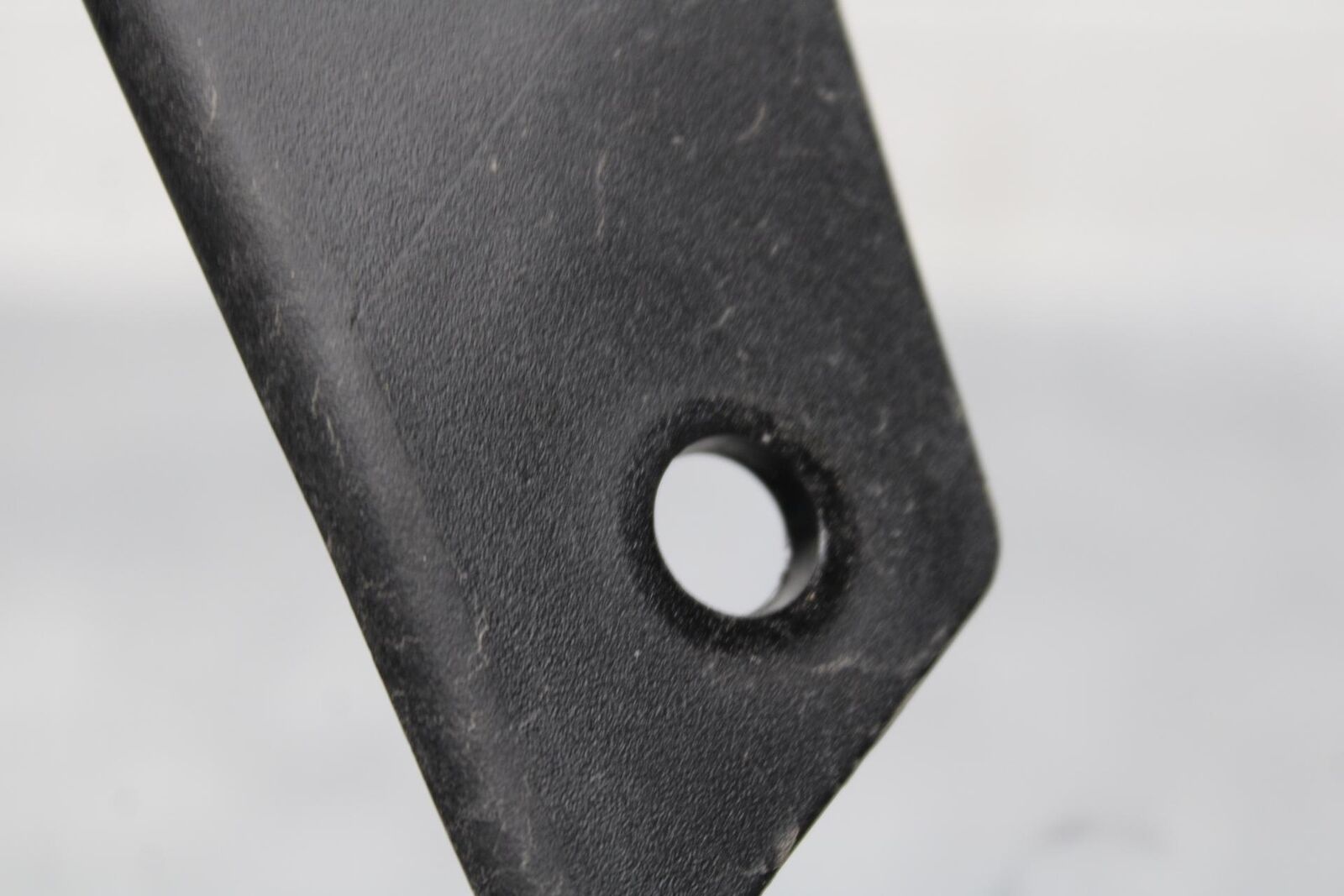 20 KAWASAKI Z400 ER400 ABS REAR BACK DRIVE CHAIN GUARD COVER SHIELD BB586