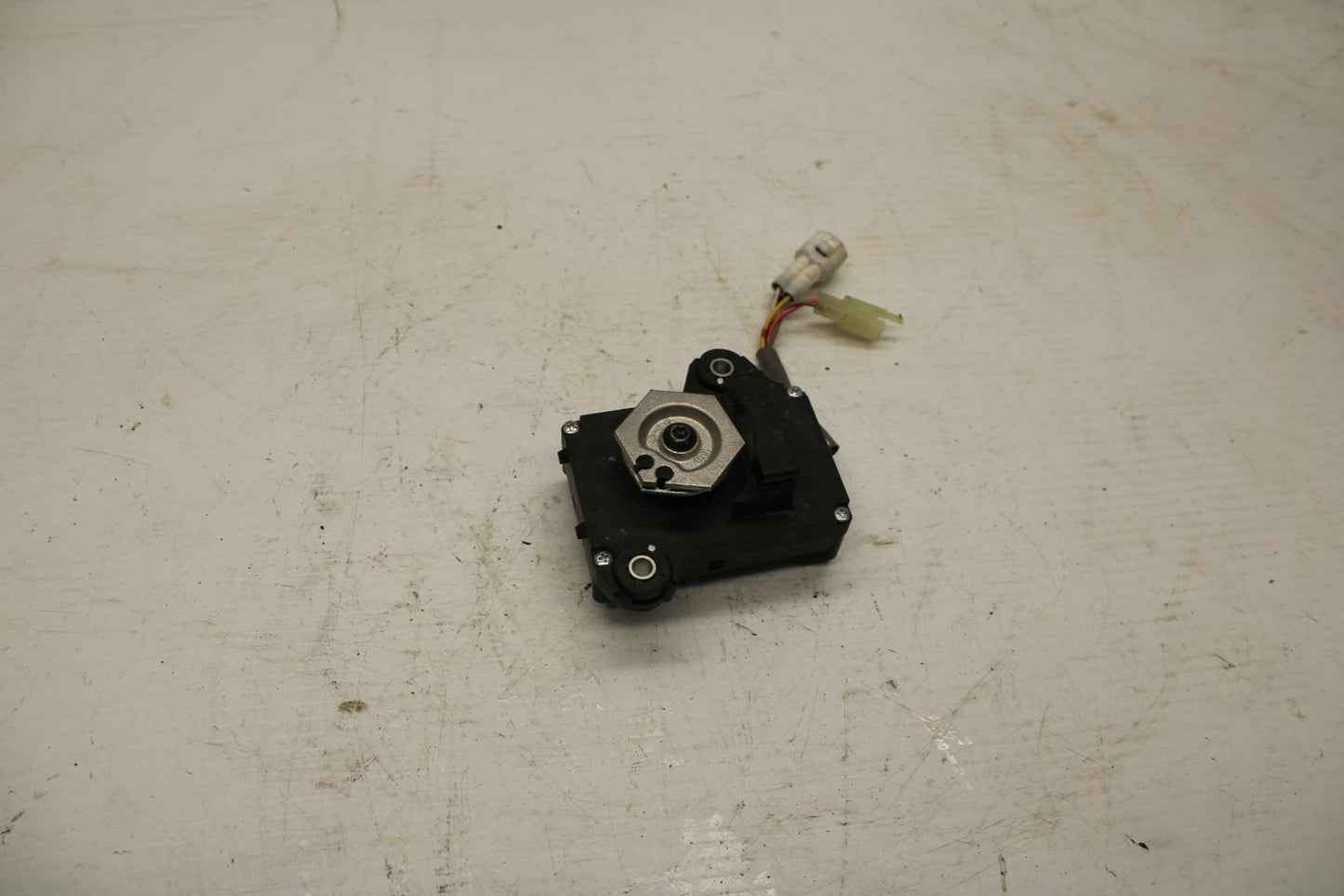 13-18 KAWASAKI NINJA ZX6R EXHAUST VALVE SERVO MOTOR BB353