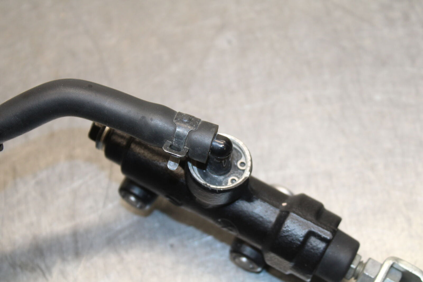 13-17 KAWASAKI NINJA ZX6R ZX636E REAR BRAKE MASTER CYLINDER W RESERVOIR BB735